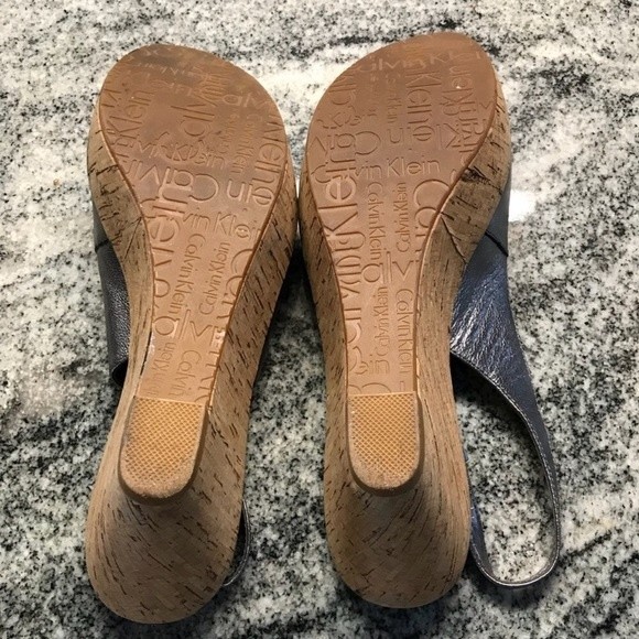 Calvin Klein Silver Heidy Slingbacks, Size 8.5M - Picture 4 of 6